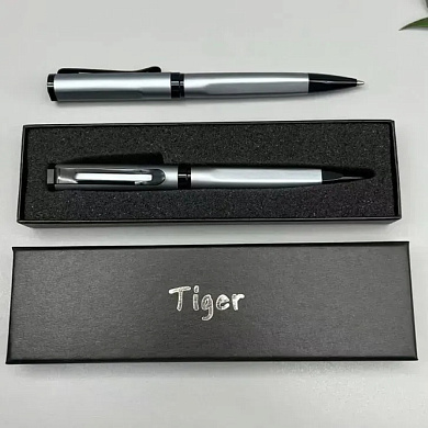 подарочная ручка tiger в футляре (серебристо-черная) 385, оптом, купить